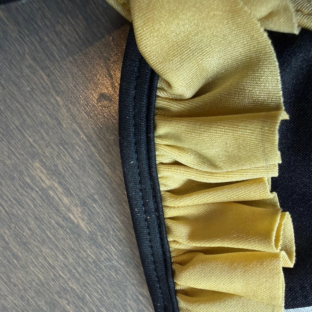 DESIGNER- Black & Gold Ruffle Triangle Bikini Set - Picture 3 of 11